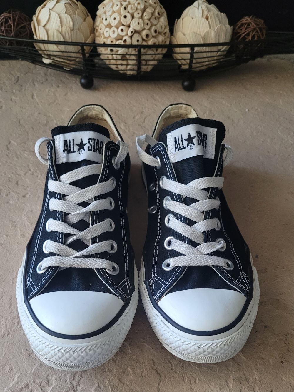 Size 6.5 Converse Chuck Taylor All Star Black Ox Women Sneakers
